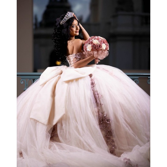 Customized Pink Quinceanera Dress Lace Applique Vestidos De Anos Sweetheart Neck Girl 2024 Ball Gown